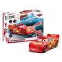 Revell Build & Play Disney Pixar Cars Lightning McQueen Fahrzeug mit Licht & Sound, Maßstab 1:20, Zusammensteck-Modellbausatz