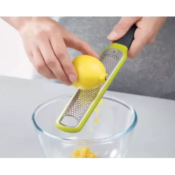 Joseph Joseph Handi-Zest Zitrus-Zester grün