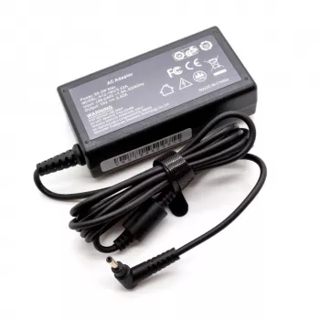 Acer 65W Laptop-Netzteil (19V, 3,42A) von Chicony - Schwarz - KP.0650H.025