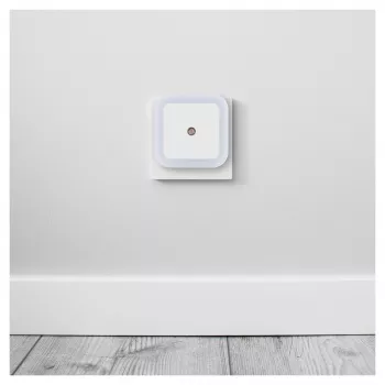 ENTAC Nachtlicht 0,5W Quadratisch Warmweiß mit Dämmerungssensor