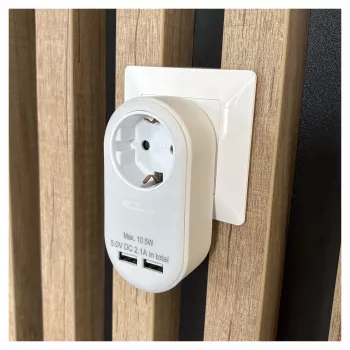 ENTAC Steckdosenadapter mit 2x USB-A Weiß