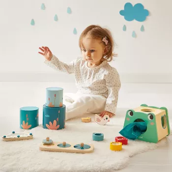 Janod Box 12 m+ Lernspielzeug-Set