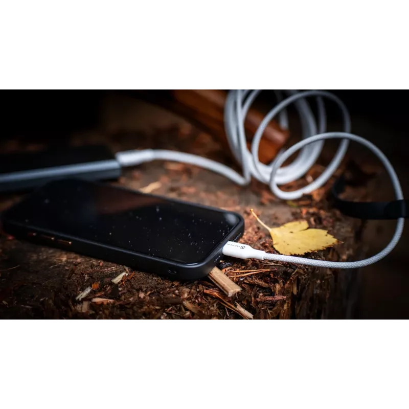Tactical Stitch Thread Cable USB-C/Lightning White - Kabel - Digital/Daten