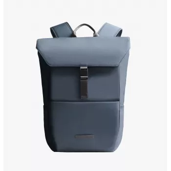 UNIQ Arden RPET 24L Laptop Rucksack Blau