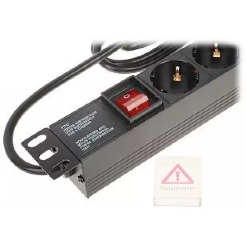 DELTA Steckdosenleiste 8 Schuko-Steckdosen L19/8, 1,5m Kabel, Schwarz