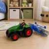 LEAN TOYS RC Green Traktor mit Walze und Bauer 1:24 ferngesteuert
