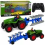 LEAN TOYS RC Traktor mit Pflug und Bauer, ferngesteuert, Lichter, Grün, 1:24