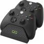 Venom Twin Docking Station für Xbox Series X|S und Xbox One - Doppel-Controller-Ladestation mit 2x NiMH 850 mAh Akkus - LED-Anzeigen - Schwarz