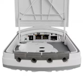 MikroTik FTC21-UPS Glasfaser-zu-Kupfer Medienkonverter mit integrierter USV, 1x Gigabit Ethernet, 1x SFP, passives PoE, Batterie-Backup, wandmontierbar