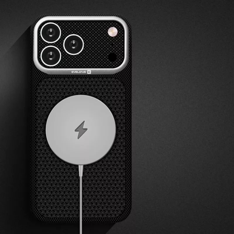 Evelatus Apple iPhone 17 Pro Max Carbon Premium Edition MagSafe Hülle Grün