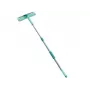 LEIFHEIT Classic Fensterwischer mit Teleskopstiel 100-155 cm, 33 cm Abzieher, streifenfrei, Grün/Weiß