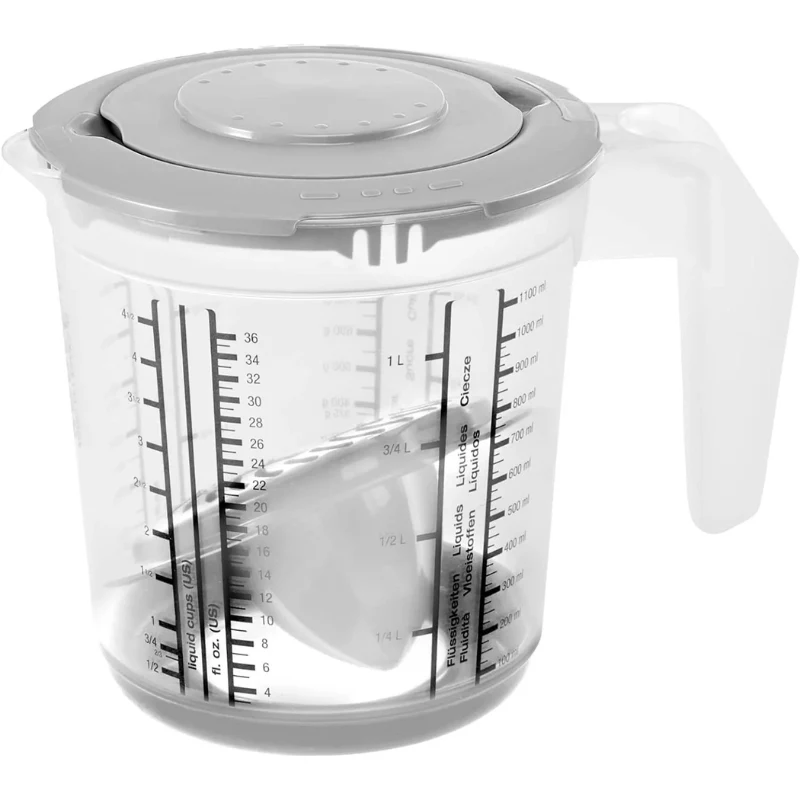 KEEEPER Matteo Messbecher mit rutschfester Basis und Zitruspresse im Deckel, 1L, Transparent/Grau