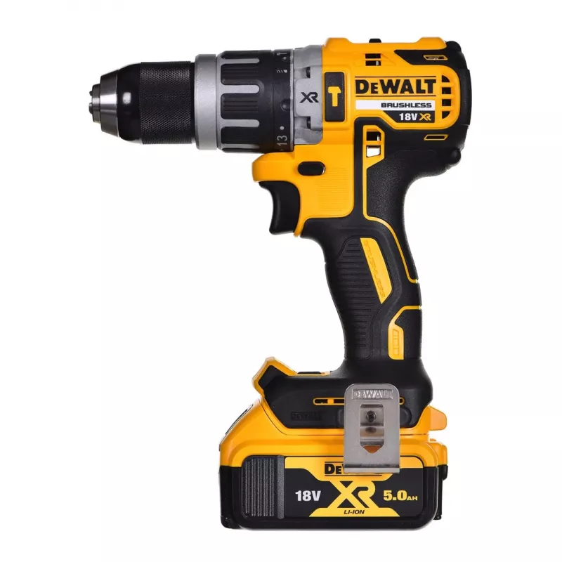 DEWALT DCK623P3-QW 18V XR 6-teiliges bürstenloses Elektrowerkzeug-Kombiset mit 3x 5,0Ah Akkus, Ladegerät, TSTAK VI Koffer