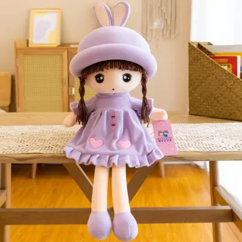 LEAN TOYS Stoffpuppe Weich Plüsch Lila Kleid Mit Rüschen 45cm