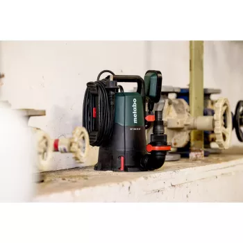 Metabo KP 160-35 SF Kombi-Tauch-/Druckpumpe 500 W, 16000 l/h, 7,5 m, 35 mm Partikel, 10 m Kabel, schwarz/grün 601792000