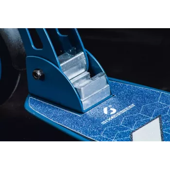 Six Degrees AU 509 Tretroller 205 mm Blau