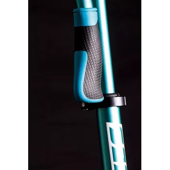 Six Degrees AU 514 Tretroller 230 mm Vorderrad / 215 mm Hinterrad, Türkis