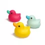 Kidsme Badeente-Set, Rosa, Gelb, Blau – 3-teiliges schwimmendes Quietsch-Badespielzeug für Babys und Kleinkinder