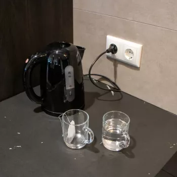 Melissa Elektrischer Wasserkocher 1,7L 2025W Schwarz 16130301