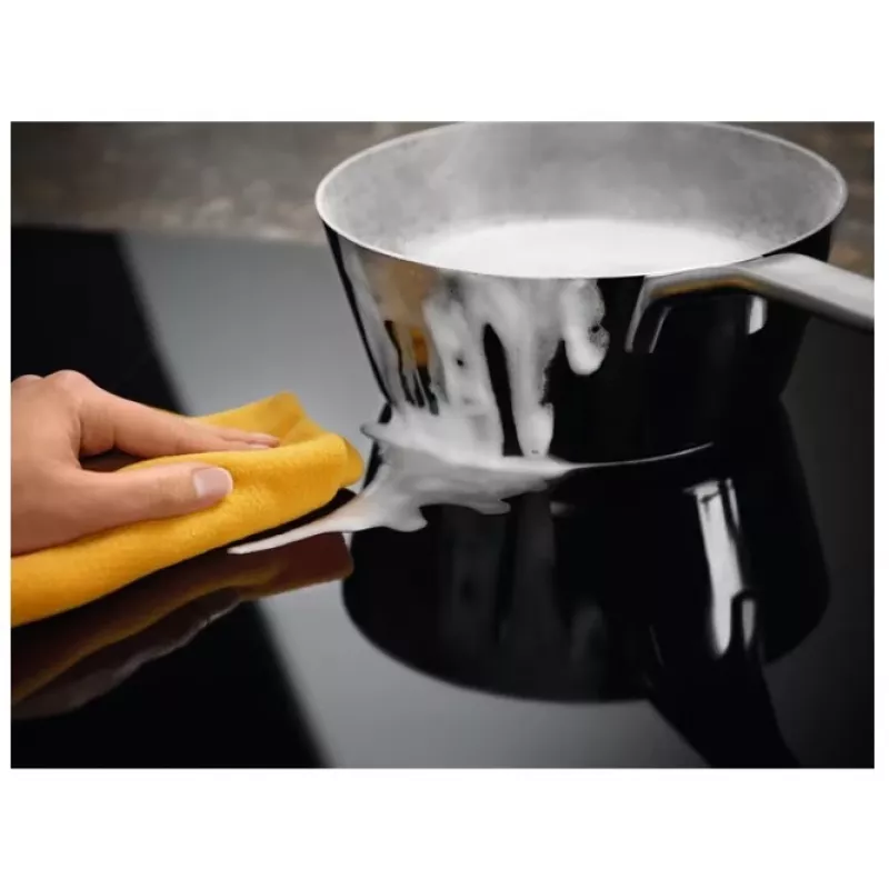 Electrolux LIT60336C 60cm Induktionskochfeld mit 3 Kochzonen, Schwarz