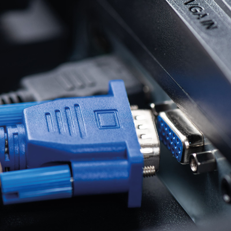 Akyga AK-AV-14 VGA (M) auf VGA (M) Kabel, D-Sub 15-polig, 5 m, Schwarz