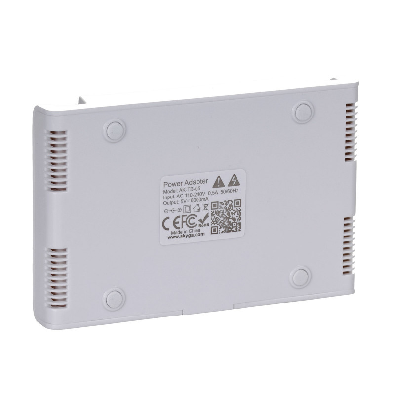 Universelles Netzteil Akyga AK-TB-05 5.0V / 6.0A 30W 4x USB A 1.5m