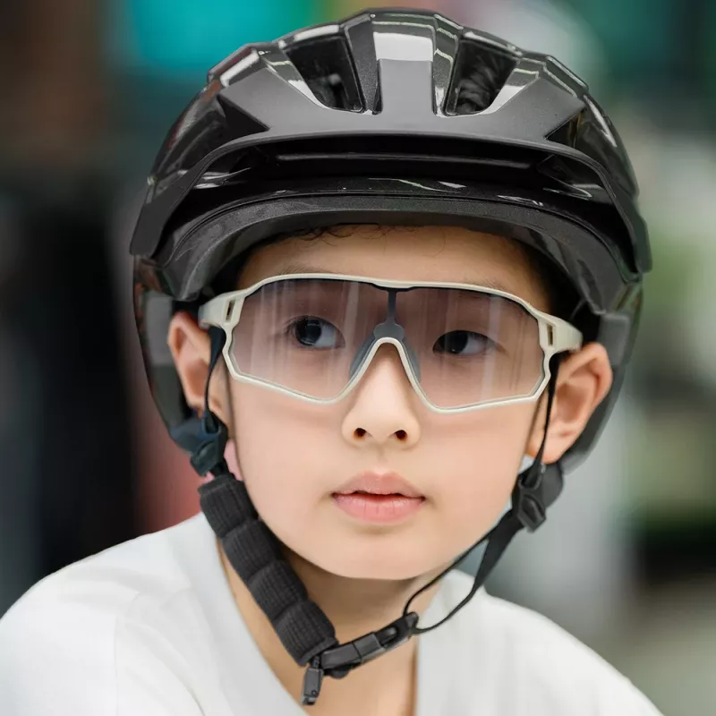 Rockbros LK-67 Jugend-Fahrradhelm mit abnehmbarem Visier 54–58 cm, Grau