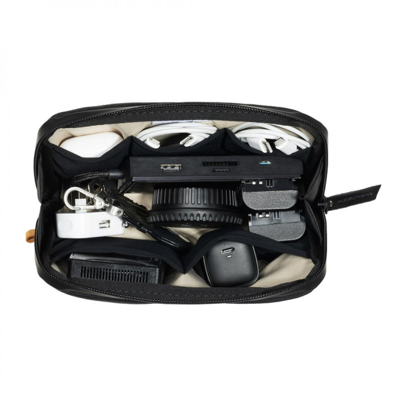 Native Union W.F.A Stow Lite Organizer für mobiles Zubehör, Schwarz