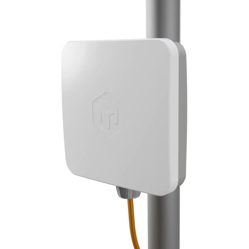 MikroTik SXTsq LTE4 Embedded Global LTE-Router (EG25-G&SXTSQ)