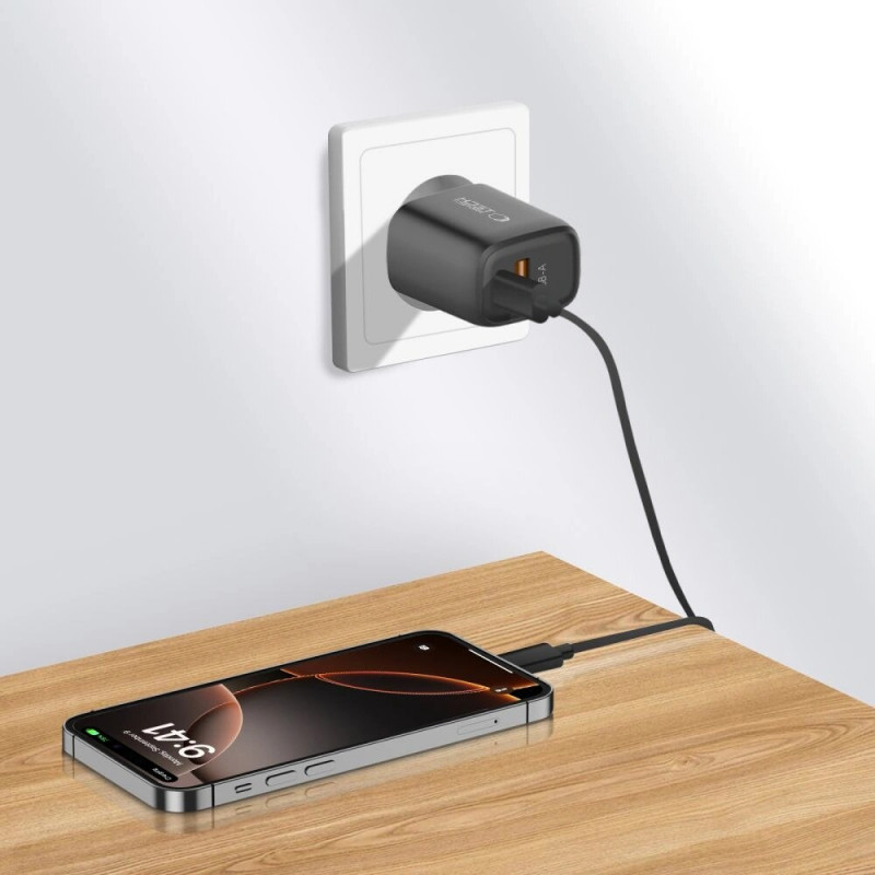 Tech-Protect NCA20 USB-A / USB-C Wandladegerät PD 20W / QC3.0, Schwarz
