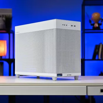 Actina PC AMD Ryzen 7 7800X3D 32 GB DDR5-SDRAM 1 TB SSD NVIDIA GeForce RTX 5070 Ti Mini Tower Weiß
