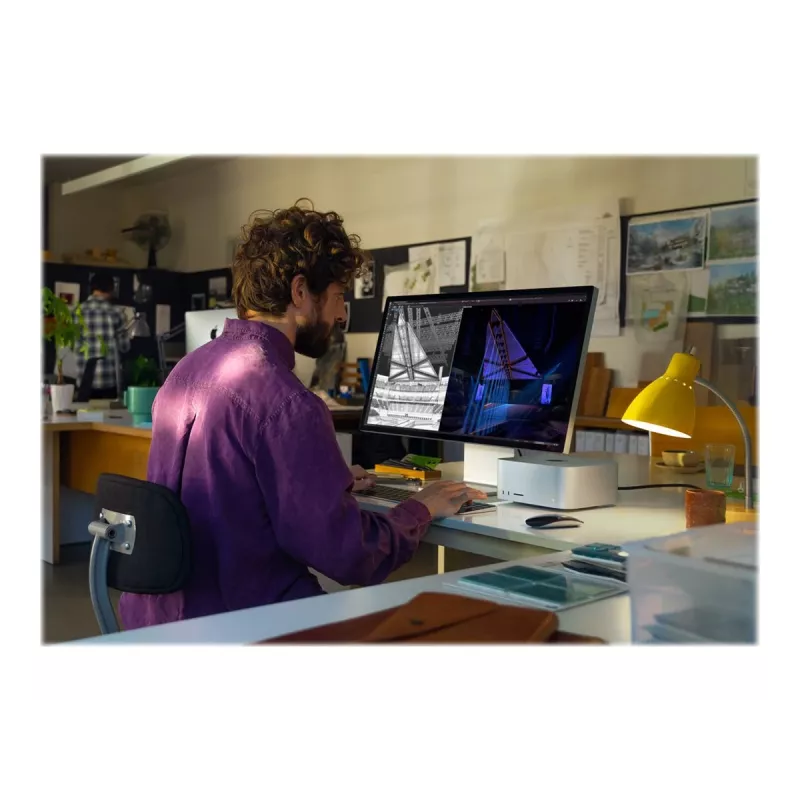 Apple Studio Display 27 Zoll 5K Retina Monitor, Standardglas, Silber, Neigbarer Standfuß