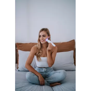 Beautifly Glossy Acne Young Sonic Facial Cleansing Brush mit Blaulichttherapie und Heizfunktion, Roségold/Rosa