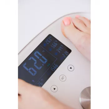 Beautifly SlimSense Multi-Funktionaler Anti-Cellulite-Massager mit EMS, RF, Kavitation, Rotlicht-LED