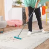Beldray LA00000011UFEU7 Anti-Bac Dual Action Rubber Head Broom mit Teleskopstiel, Grau/Schwarz