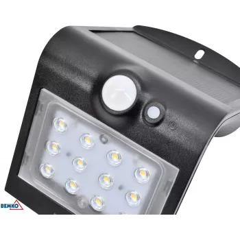 BEMKO TRINGO Solar LED Flutlicht 1,5W 220lm 4000K IP65 Schwarz mit PIR-Sensor C83-SOT-001BL-PIR