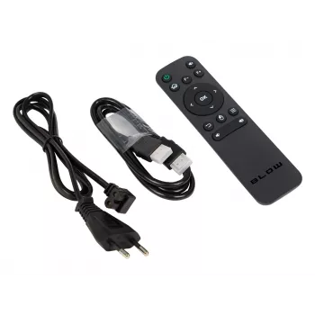BLOW tragbarer Projektor Android TV HD Cinema Sound mit schwarzer Tasche