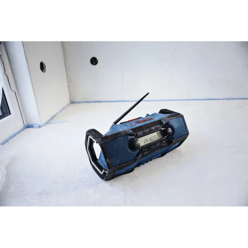 BOSCH HEAVY DUTY GPB18V-3C Professional Bluetooth FM Radio (Blau/Schwarz, Gerät ohne Akku)