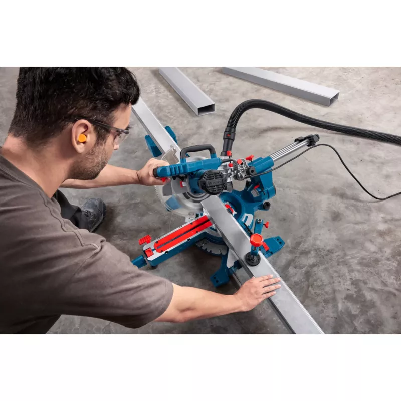 Bosch Professional GCM305-216S Kapp- und Gehrungssäge (0601B61000)