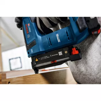 Bosch Professional GNH 18V-35 Akku-Nagler 18V (ohne Akku, Blau/Schwarz)