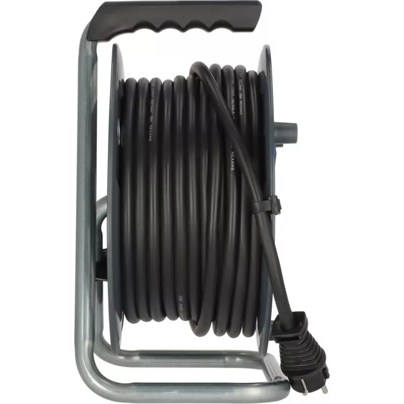 Brennenstuhl 30m IP44 Kabeltrommel H07RN-F 3G2.5 mit 3 Steckdosen Typ E, Thermoschutz, blaues Kabel, schwarze Trommel