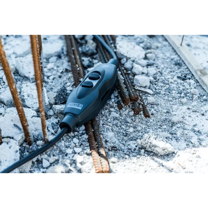 Brennenstuhl PRCD-S mobiles FI-Schutzadapterkabel 16 A 230 V 1,5 m H07RN-F IP44 1160210