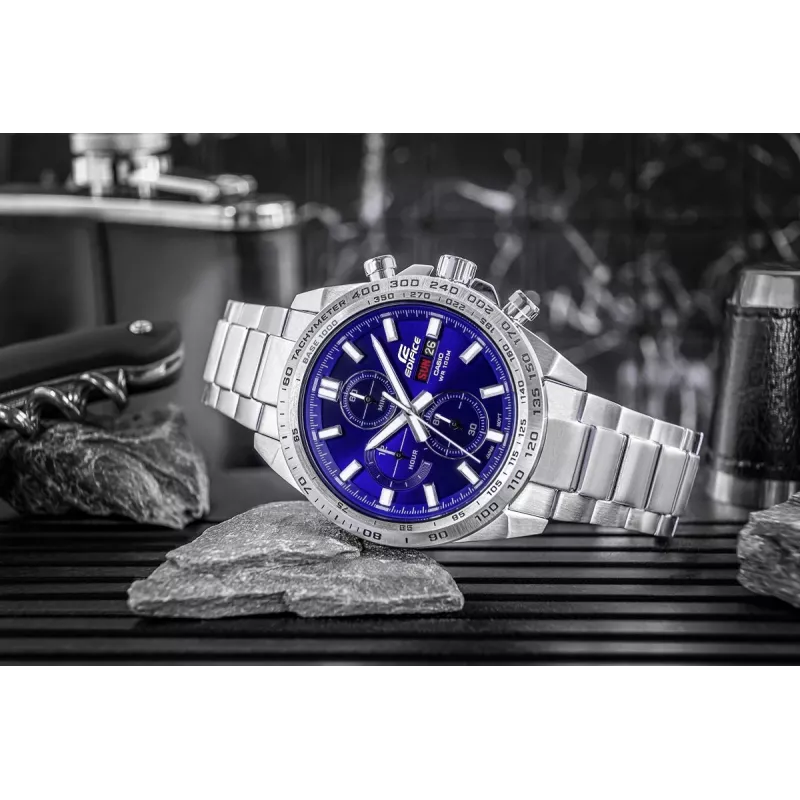 CASIO Edifice EFR-574D-2AVUEF Herren Analog Quarz Uhr, 42,3 mm, Blaues Zifferblatt, Edelstahl Armband