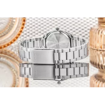 CASIO LTP1302PD7A1V Unisex Analog-Quarzuhr, Silbernes Edelstahl, 34,5 x 30,2 x 8,7 mm