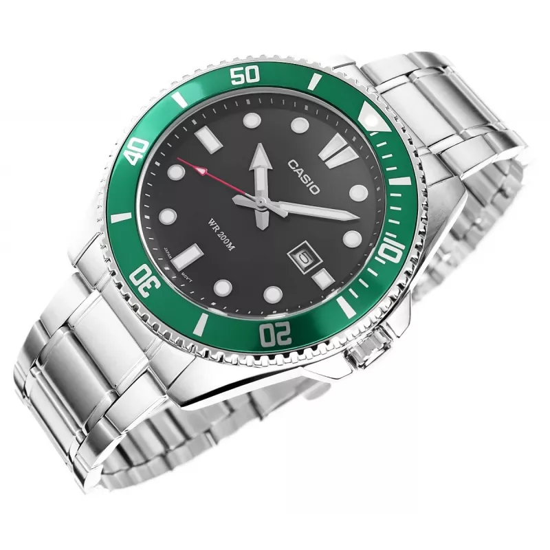 Casio MDV-107D-3AVEF Herren Analog Quarzuhr mit grünem Zifferblatt und Edelstahlarmband, 200m Wasserdichtigkeit