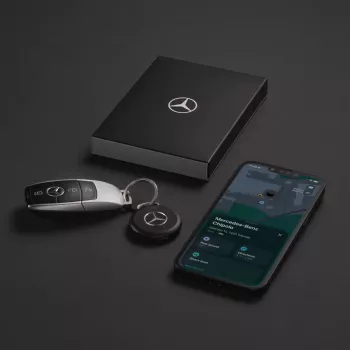 Chipolo LOOP Mercedes – Wiederaufladbarer Bluetooth-Tracker mit Silikonschlaufe für iOS & Android, Schwarz