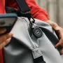 Chipolo LOOP Mercedes – Wiederaufladbarer Bluetooth-Tracker mit Silikonschlaufe für iOS & Android, Schwarz