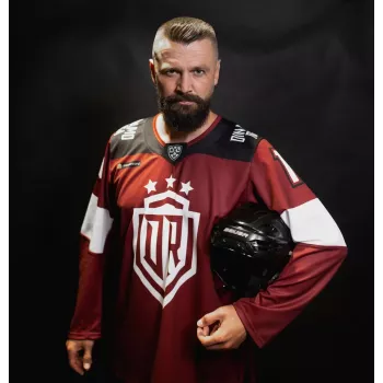 Dinamo Riga Fan-Trikot Dārziņš #16 Rot XS