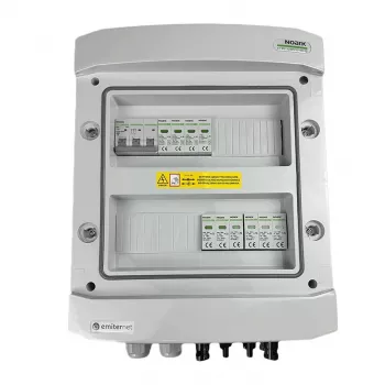 EMITER Switchgear Attached DCAC Hermetic IP65 mit Noark 1000V Typ 2 DC-Überspannungsableiter, 2 x PV-String, 2 x MPPT // AC Noark Typ 2, 10A 3-Phasen