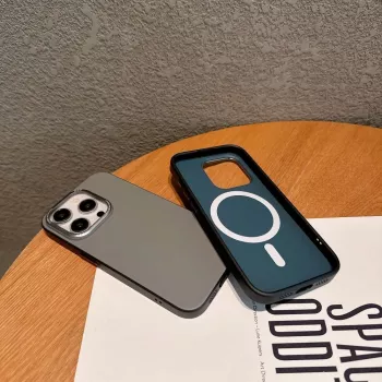 Evelatus Apple iPhone 16 Pro Max PC NeoCase mit MagSafe Braun